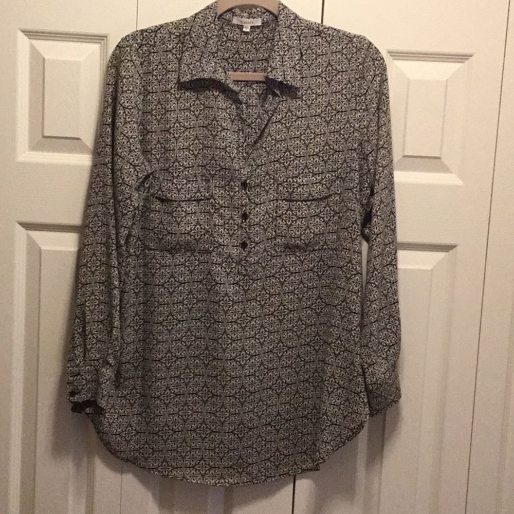 Pleione. Black & white blouse. Size M.